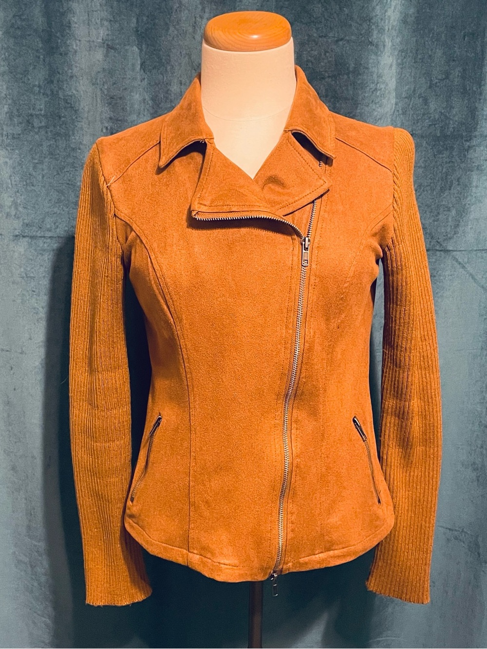 Women’s Monoreno Vegan Suede Moto Jacket with Ribbed Knot Sleeves